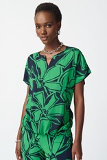 TOP V NECK GEORGETTE 241059 - green cockatoo